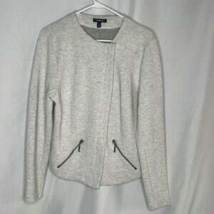 Torrid Gray Textured Zip Up Career Jacket size 1. ptp 21 L 24